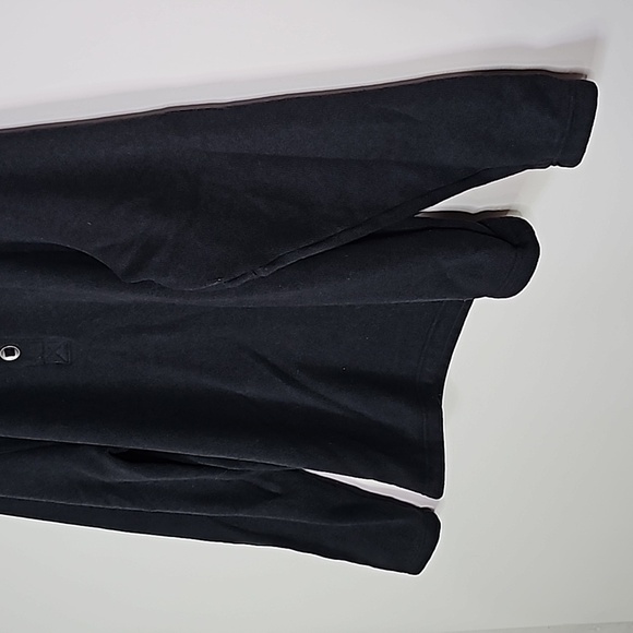 Under Armour medium black jacket - Picture 3 of 6